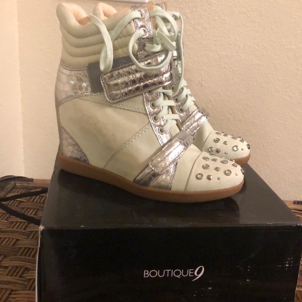 Studded wedge lace up boot size 8